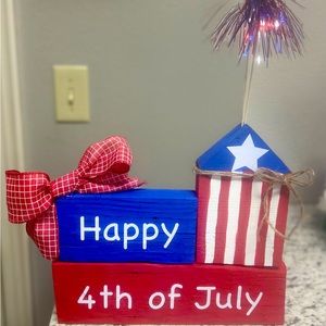 4th of July decor!! Vibrant Red,White, and Blue holiday decor. Made from 2x4's